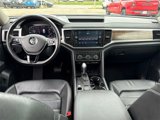 Used 2018 Volkswagen Atlas SEL Premium image 2