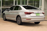 Used 2020 Volkswagen Jetta SE w/ SE Cold Weather Package image 5