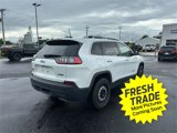 Used 2019 Jeep Cherokee Latitude Plus w/ Comfort/Convenience Group image 5