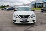 Used 2017 Nissan Altima 2.5 SR w/ Midnight Edition Package image 2