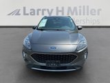 Used 2020 Ford Escape Titanium image 3
