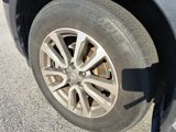 Used 2014 Nissan Pathfinder SV image 2