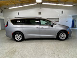 Used 2021 Chrysler Voyager Lxi image 4