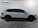 Used 2022 Volkswagen Tiguan SE image 6