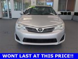 Used 2014 Toyota Camry L image 3