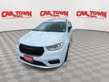 Used 2021 Chrysler Pacifica Touring-L w/ Uconnect Theater Family Group image 3