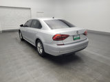 Used 2017 Volkswagen Passat 1.8T S image 5