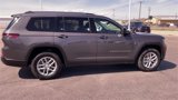 Used 2023 Jeep Grand Cherokee L Laredo image 2
