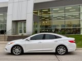 Used 2013 Hyundai Azera w/ Technology Pkg image 2