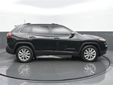 Used 2017 Jeep Cherokee Limited image 6