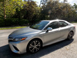Used 2018 Toyota Camry SE image 3