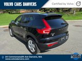 Certified 2022 Volvo XC40 T5 Momentum w/ Premium Package image 3