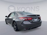 Used 2019 Toyota Camry LE image 4