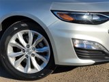 Used 2022 Chevrolet Malibu LT image 2