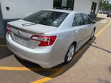 Used 2014 Toyota Camry L image 2
