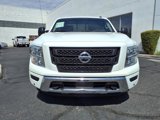 Used 2021 Nissan Titan SV image 2