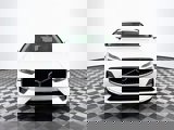 Certified 2022 Volvo XC60 B5 Momentum w/ Climate Package image 2