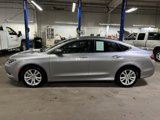 Used 2017 Chrysler 200 Limited Platinum w/ Comfort & Convenience Group image 2