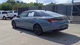 Used 2022 Hyundai Elantra SEL w/ Cargo Package image 2