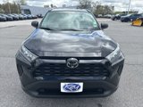 Used 2020 Toyota RAV4 LE image 2