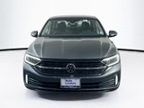Used 2022 Volkswagen Jetta SEL image 2