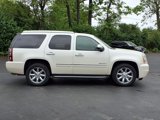 Used 2014 GMC Yukon Denali image 2