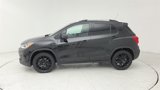 Used 2022 Chevrolet Trax LT w/ Midnight Edition image 2