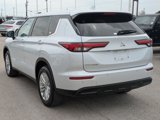 Used 2022 Mitsubishi Outlander ES image 5