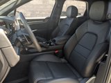 Certified 2025 Porsche Cayenne image 5