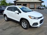 Certified 2022 Chevrolet Trax LT w/ LT Convenience Package image 3