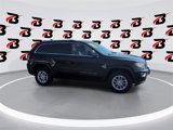 Used 2018 Jeep Grand Cherokee Laredo image 2