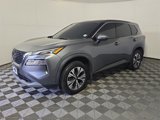 Used 2021 Nissan Rogue SV image 2