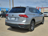Used 2024 Volkswagen Tiguan SE image 3