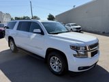 Used 2017 Chevrolet Suburban LT image 3