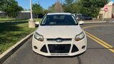 Used 2012 Ford Focus Titanium image 2