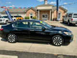 Used 2017 Honda Accord Hybrid Sedan image 4