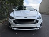 Used 2020 Ford Fusion SE image 2