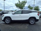Used 2024 GMC Terrain SLT image 3