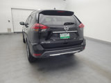 Used 2019 Nissan Rogue SV image 6