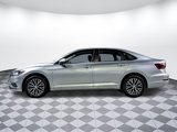 Used 2021 Volkswagen Jetta SE w/ SE Cold Weather Package image 2