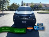 Used 2013 Kia Sorento LX w/ Convenience Pkg image 2