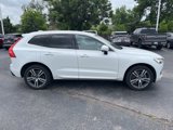 Used 2018 Volvo XC60 T6 Momentum w/ Vision Package image 4