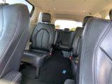 Used 2022 Chrysler Pacifica Touring-L image 5