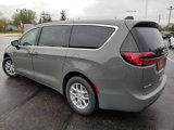 New 2025 Chrysler Pacifica Select image 5