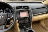 Used 2015 Toyota Camry LE image 6