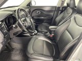 Used 2016 Kia Soul ! image 3