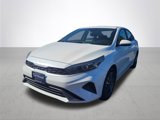 Used 2022 Kia Forte LXS image 2