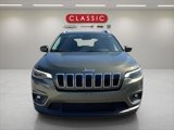 Used 2019 Jeep Cherokee Latitude Plus w/ Cold Weather Group image 2