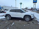 Used 2023 Chevrolet TrailBlazer LS image 2