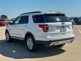 Used 2017 Ford Explorer XLT w/ Equipment Group 201A image 5